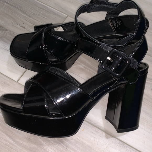 3️⃣ LIKE NEW! Jeffrey Campbell Amma platform slingback sandal sz 6 black - Picture 7 of 7